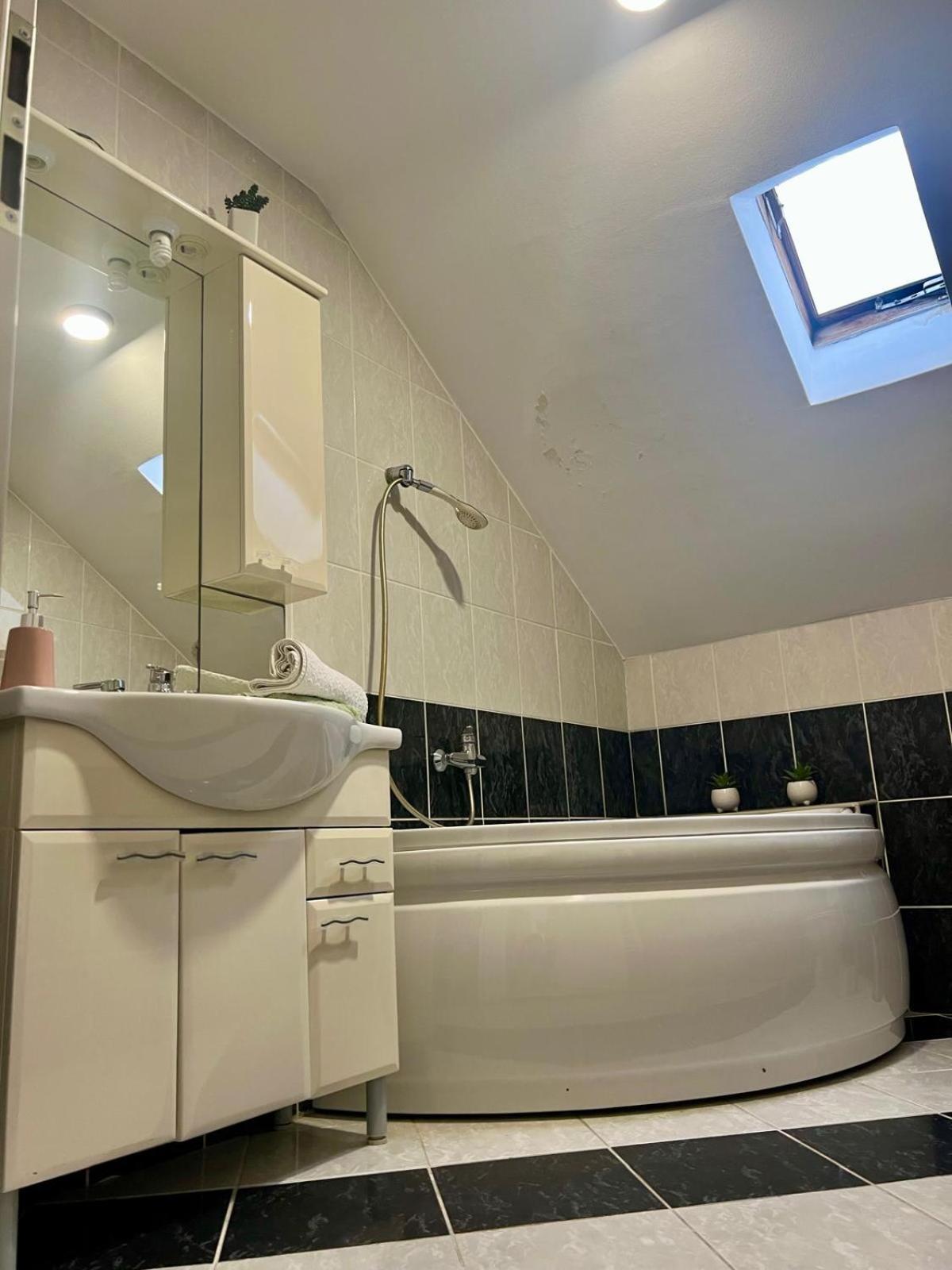 Guest House Ruza Tenja Екстер'єр фото